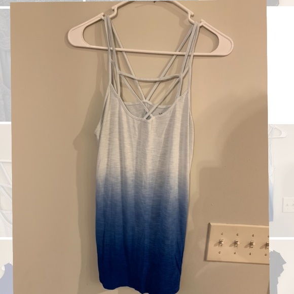 American Eagle Outfitters Tops - Ombré Tanktop
